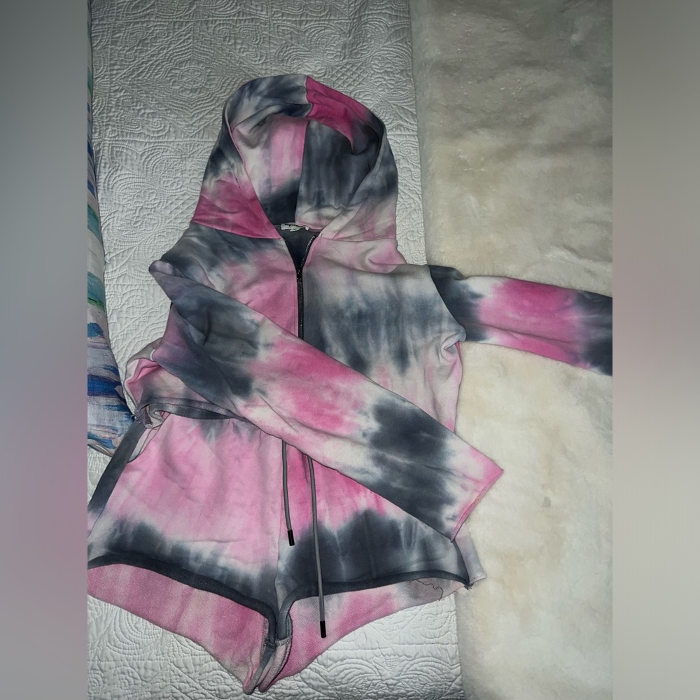 Revolve - Superdown Charli Crop Hoodie & Fleece Shorts in Pink Multi Tie Dye M